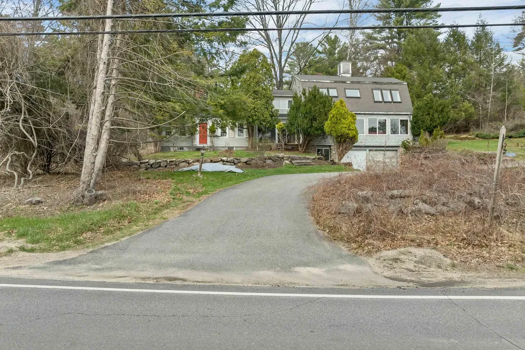 83 Governor Wentworth Highway Tuftonboro NH 03894