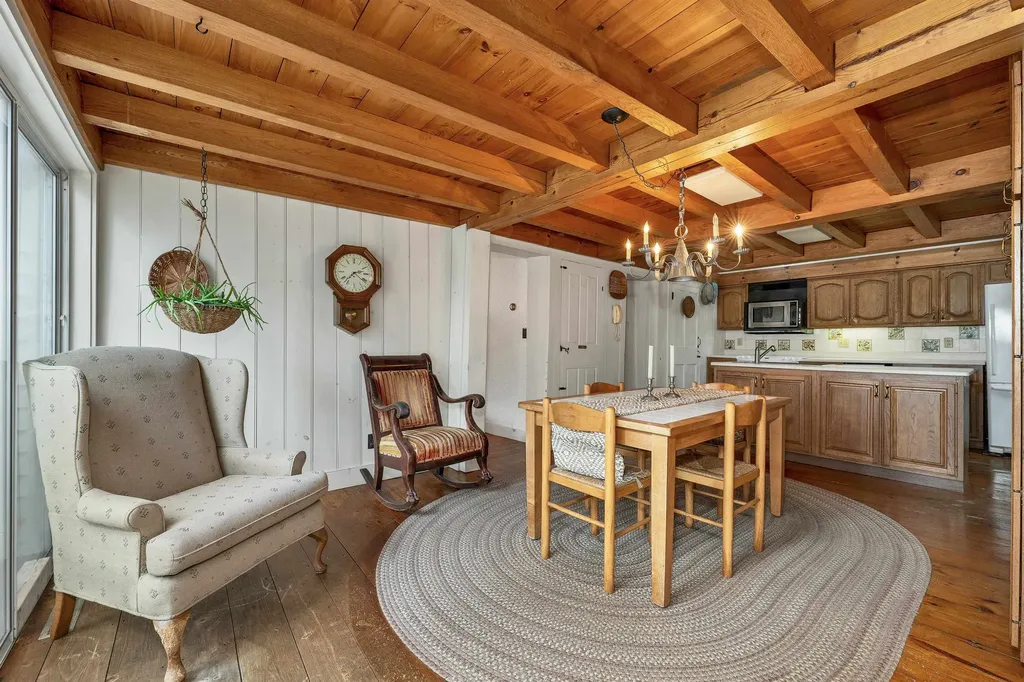 83 Governor Wentworth Highway Tuftonboro NH 03894