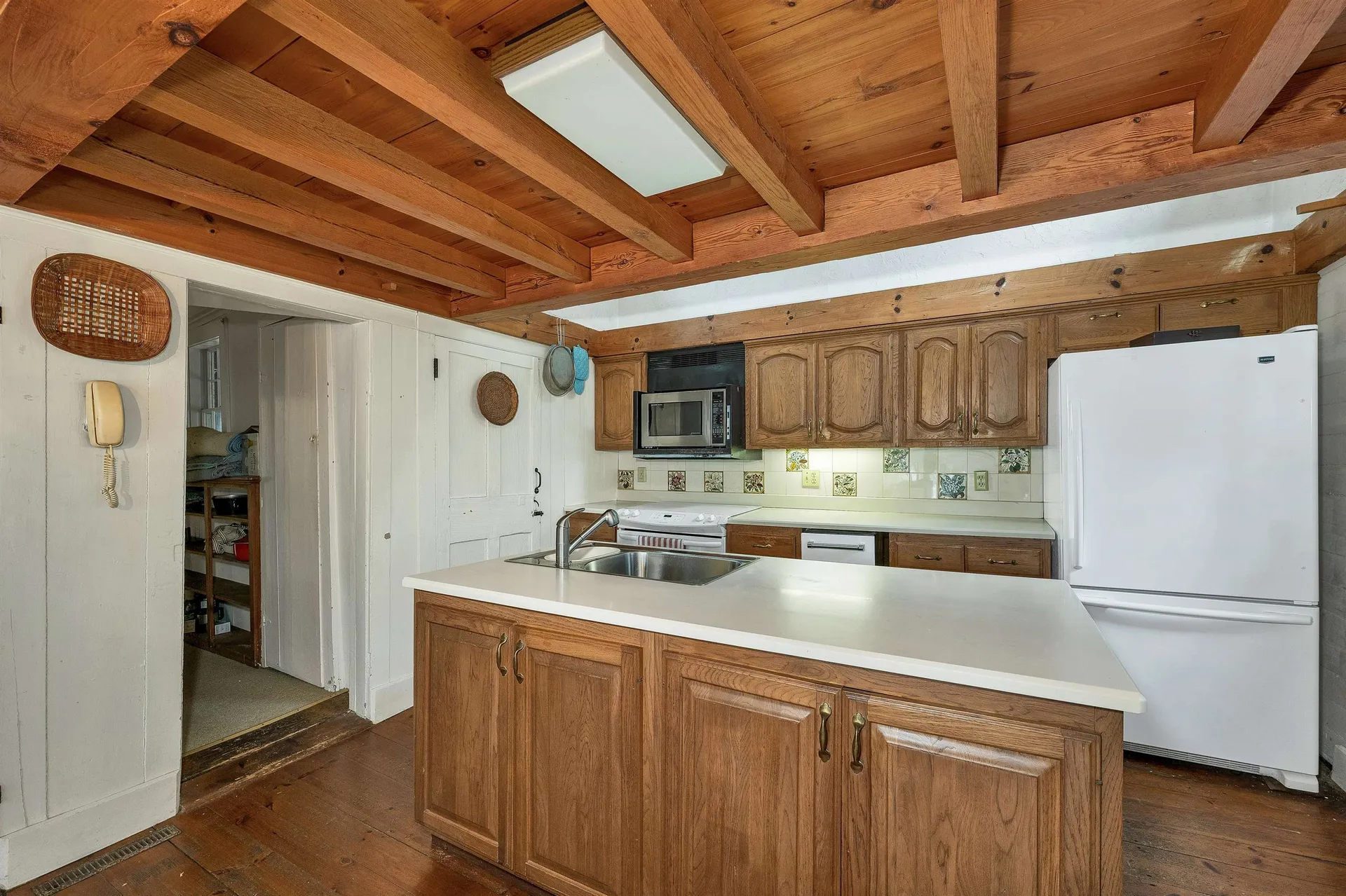 83 Governor Wentworth Highway Tuftonboro NH 03894