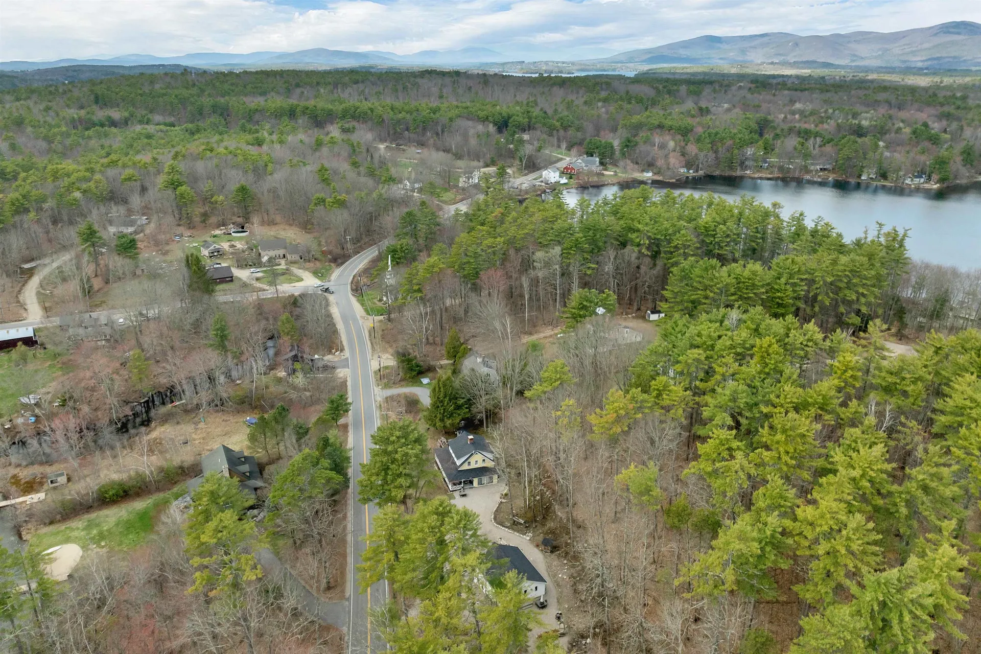83 Governor Wentworth Highway Tuftonboro NH 03894