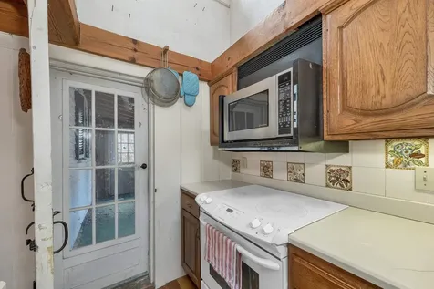 83 Governor Wentworth Highway Tuftonboro NH 03894