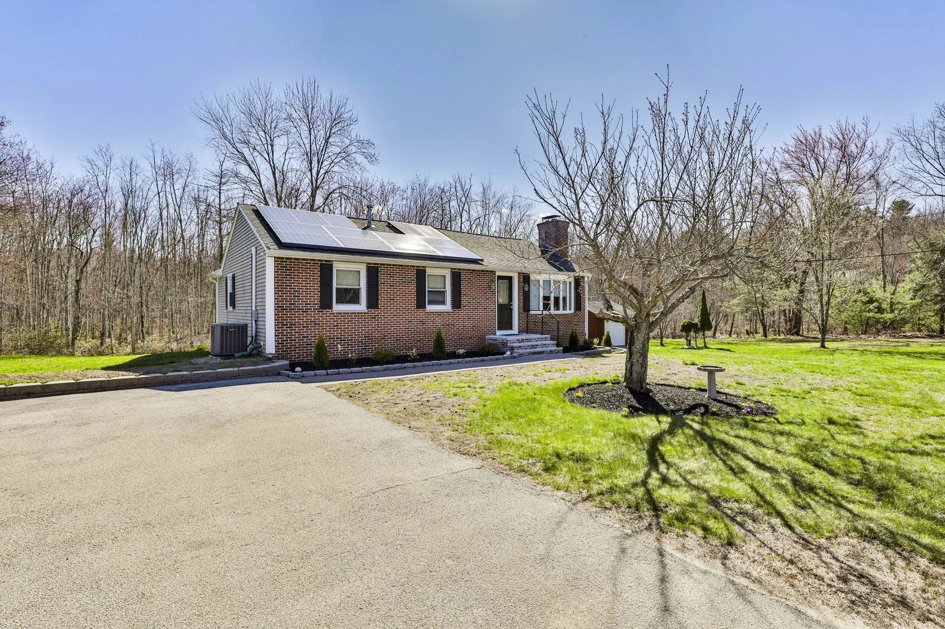 155 Robinson Road Hudson NH 03051