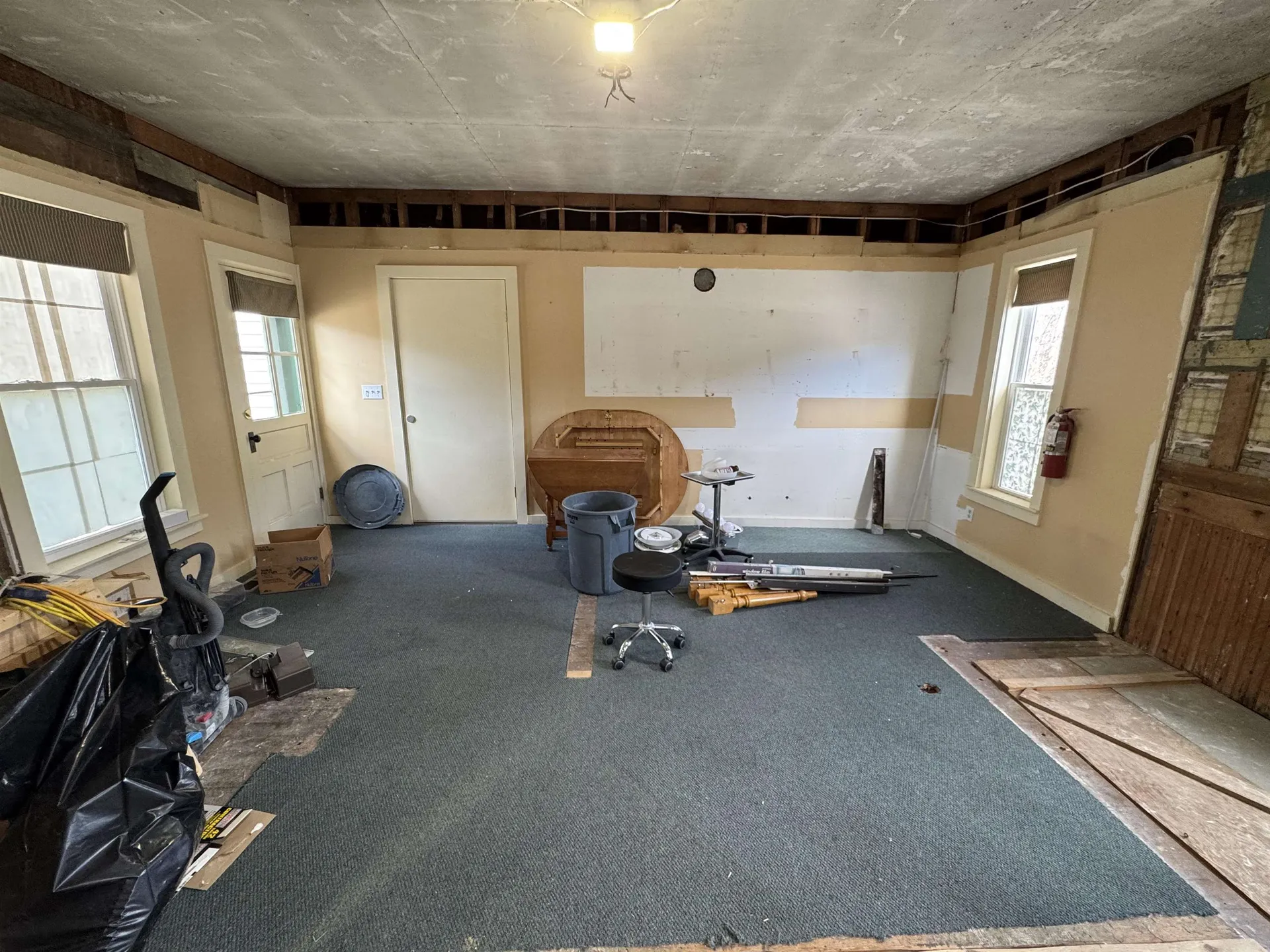 84 Bay Street Wolfeboro NH 03894