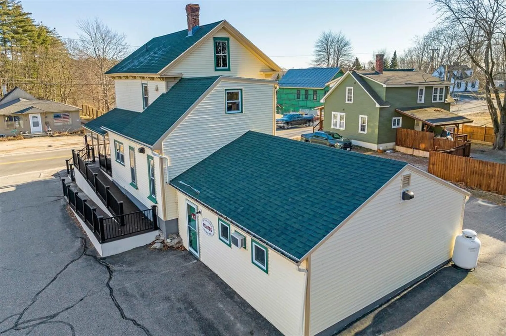 84 Bay Street Wolfeboro NH 03894