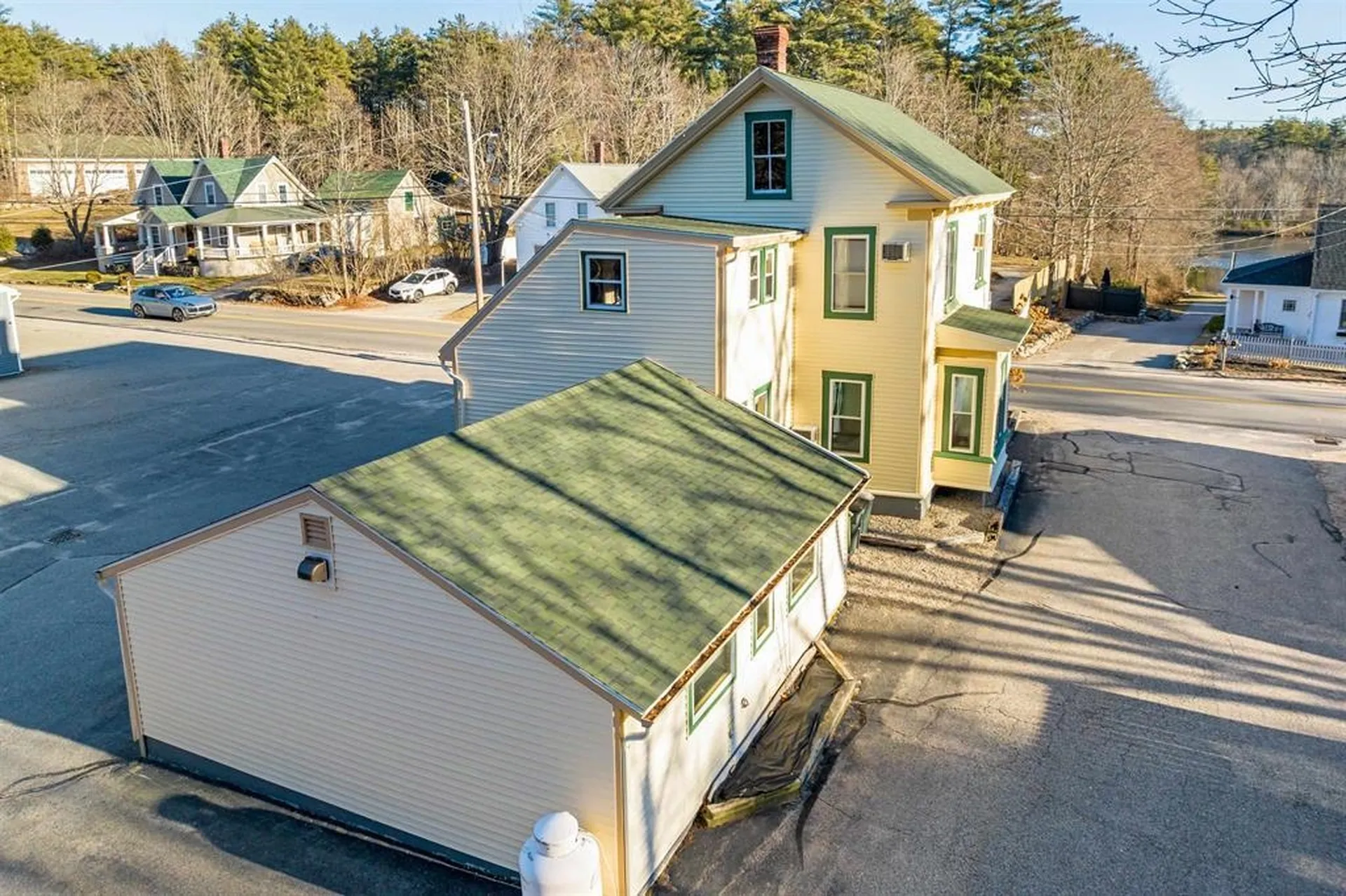 84 Bay Street Wolfeboro NH 03894