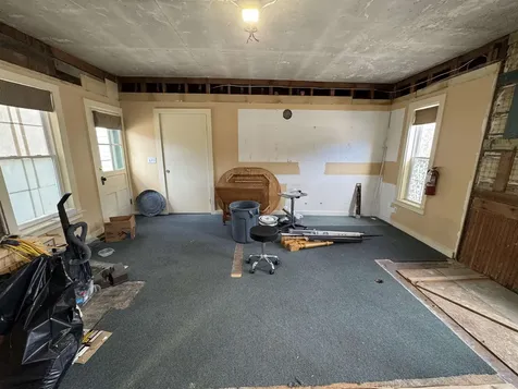 84 Bay Street Wolfeboro NH 03894