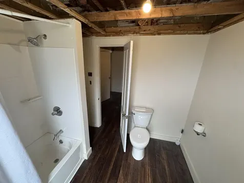 84 Bay Street Wolfeboro NH 03894