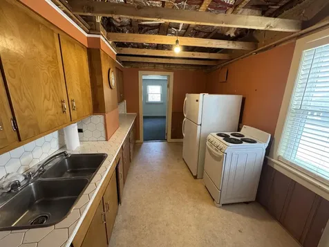 84 Bay Street Wolfeboro NH 03894
