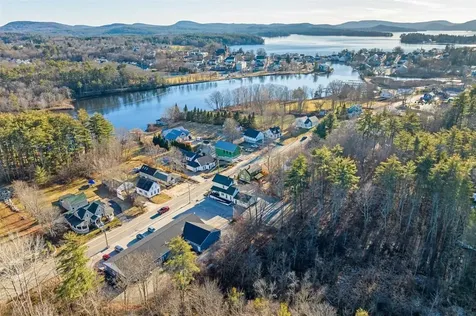 84 Bay Street Wolfeboro NH 03894
