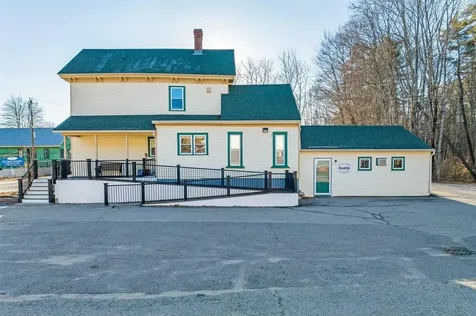 84 Bay Street Wolfeboro NH 03894