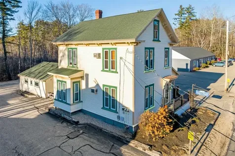 84 Bay Street Wolfeboro NH 03894