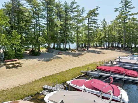 98 Wintersport Street Moultonborough NH 03254