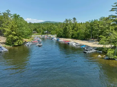 98 Wintersport Street Moultonborough NH 03254