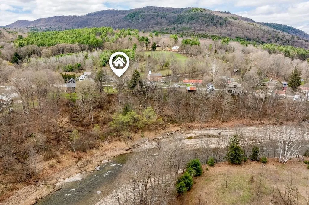 2103 Vermont Route 106 Weathersfield VT 05151