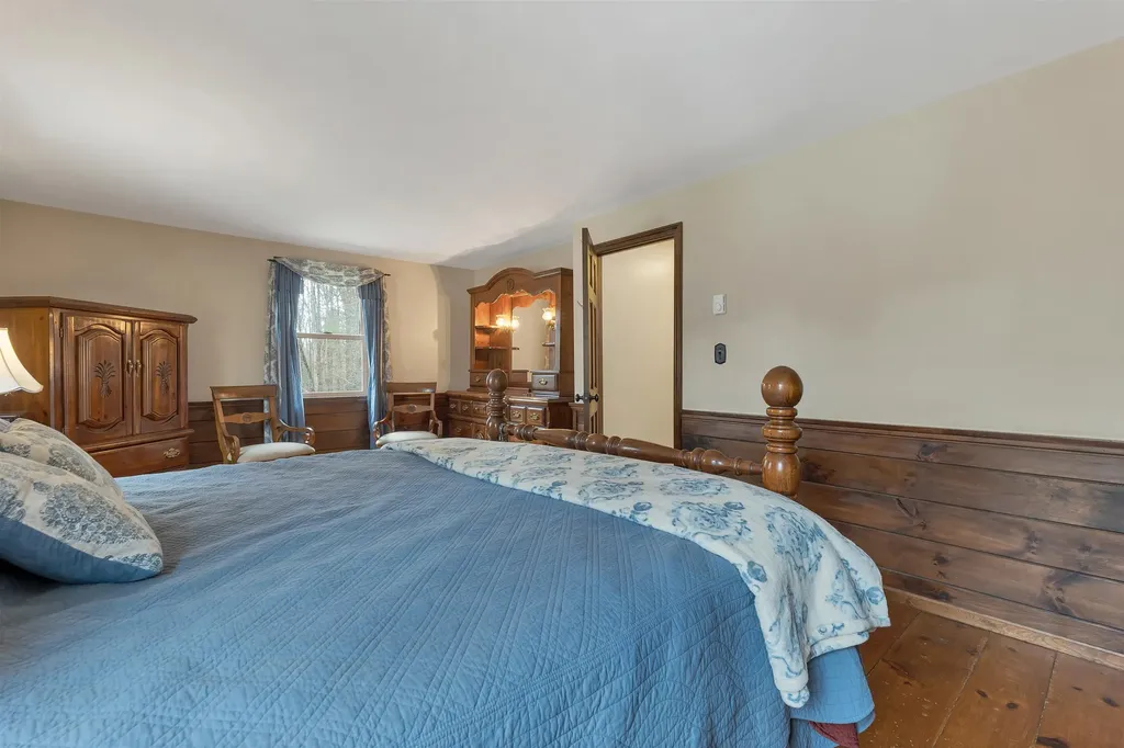 53 Mammoth Road Londonderry NH 03053