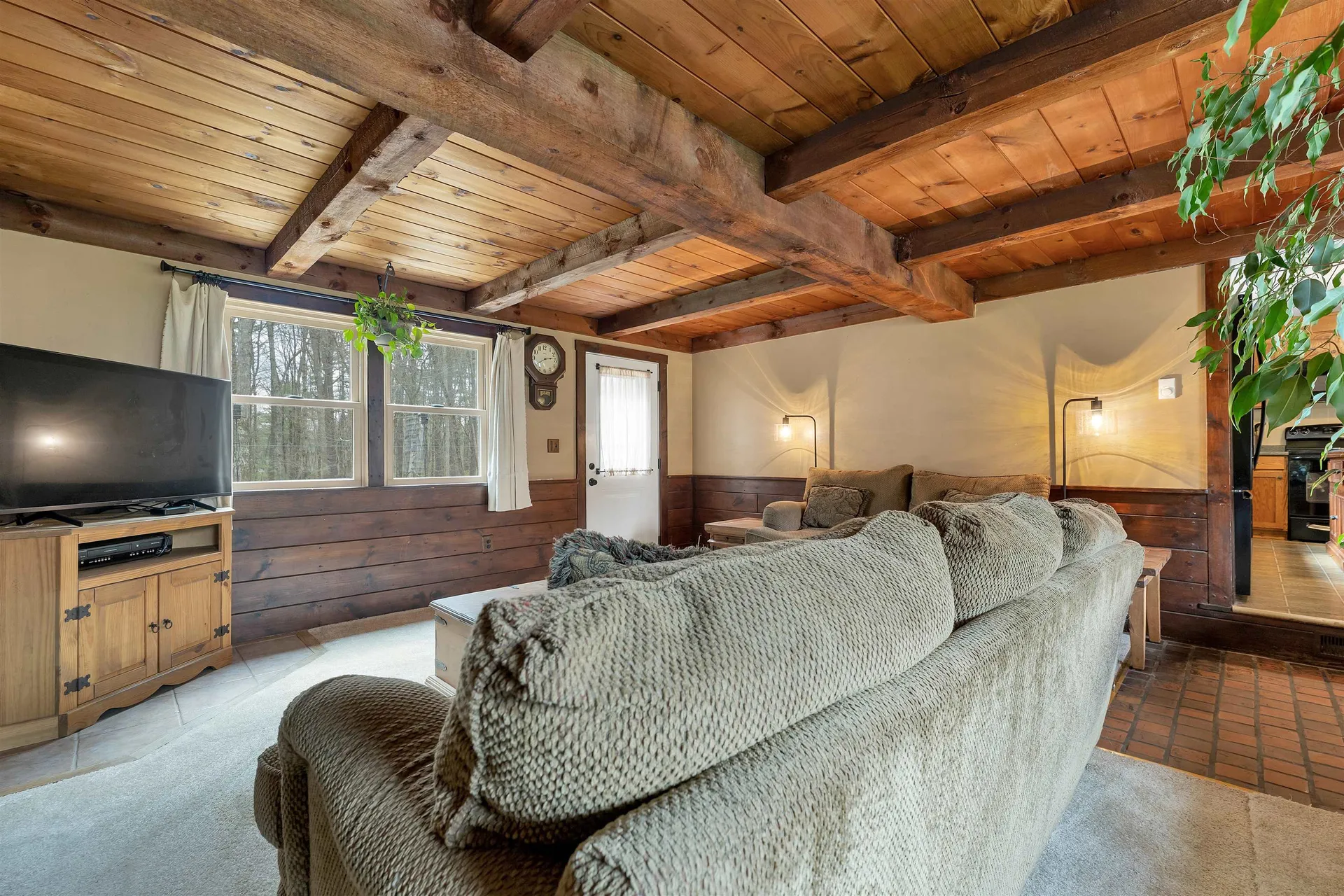 53 Mammoth Road Londonderry NH 03053