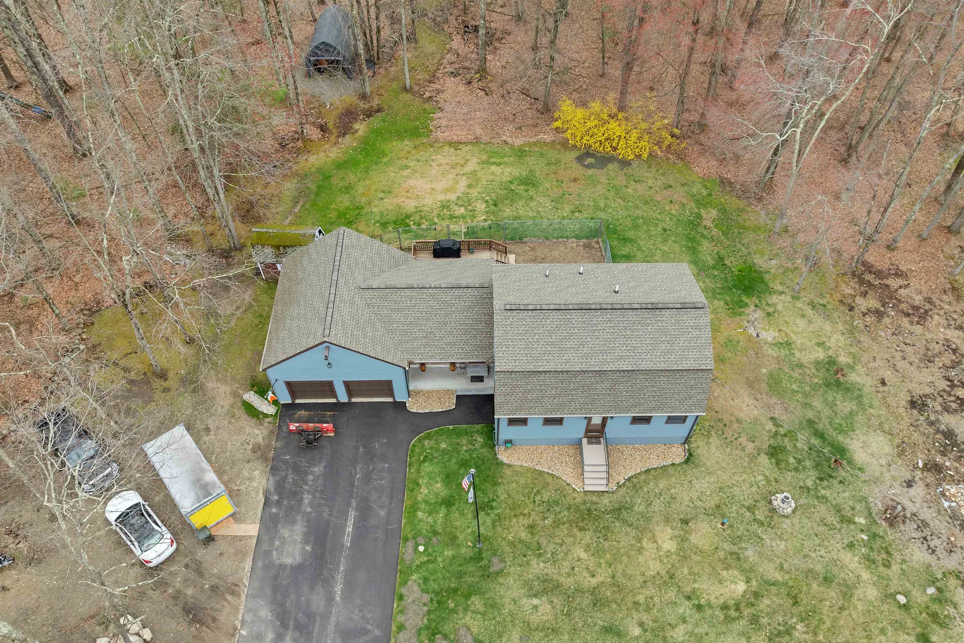 53 Mammoth Road Londonderry NH 03053