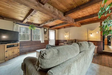 53 Mammoth Road Londonderry NH 03053