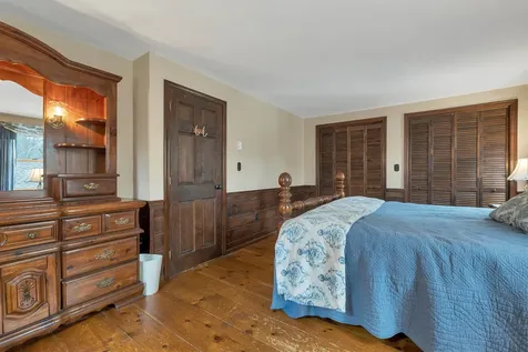 53 Mammoth Road Londonderry NH 03053