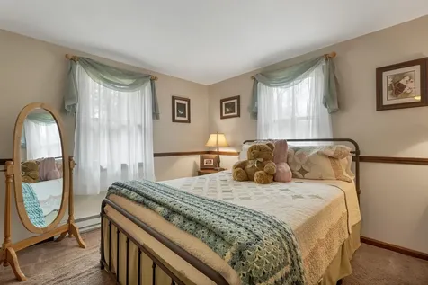 53 Mammoth Road Londonderry NH 03053