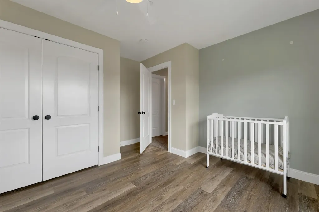 89 Pond Street Newton NH 03858