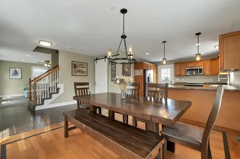 89 Pond Street Newton NH 03858
