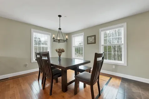 89 Pond Street Newton NH 03858