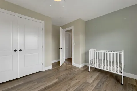 89 Pond Street Newton NH 03858