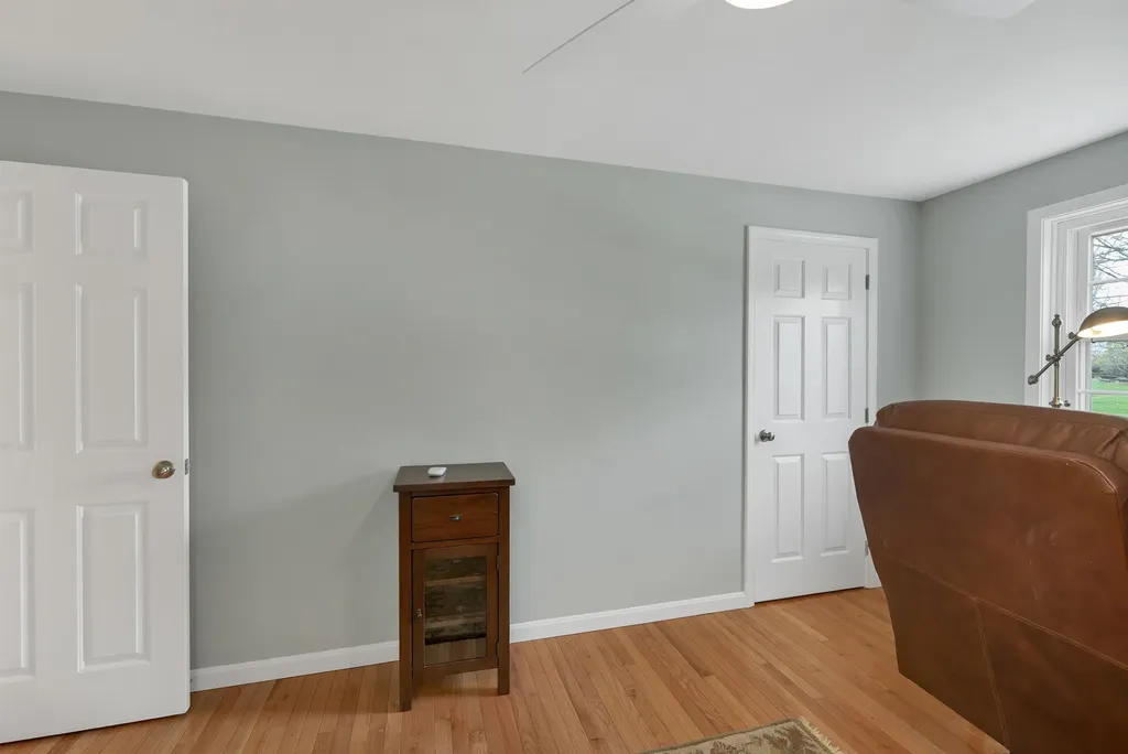 70 Spindlewick Drive Nashua NH 03062