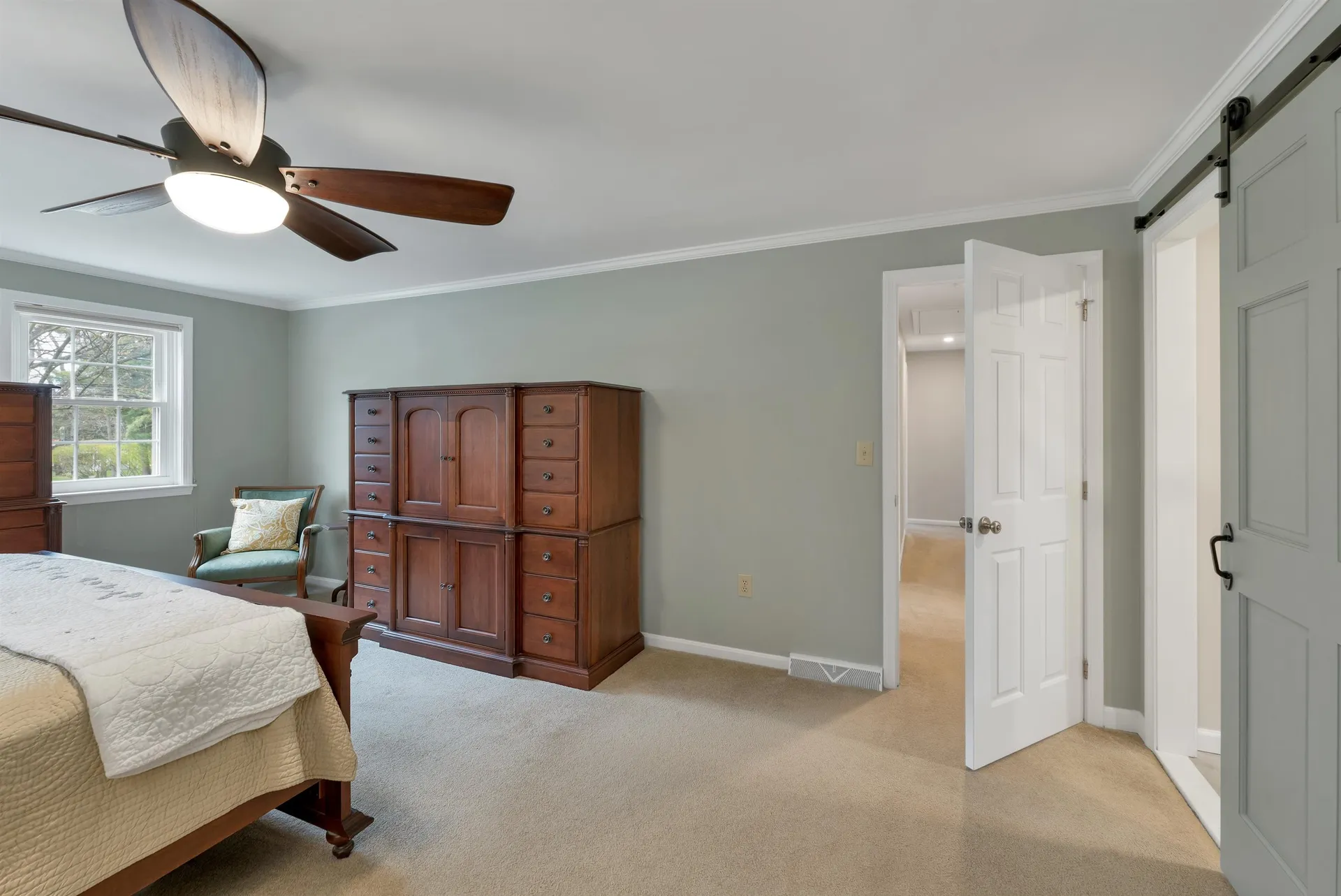 70 Spindlewick Drive Nashua NH 03062