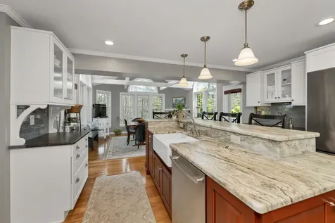 70 Spindlewick Drive Nashua NH 03062