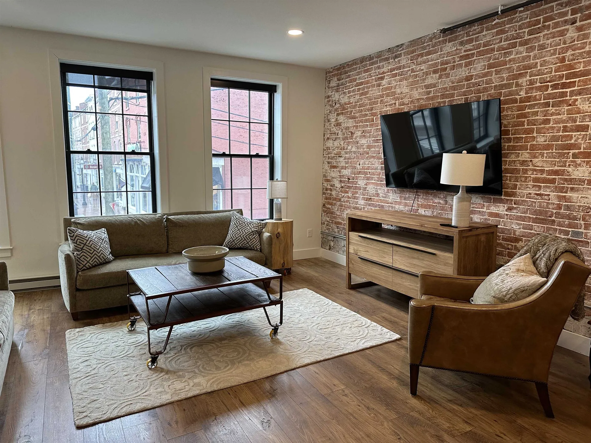 8 Bow Street Portsmouth NH 03801