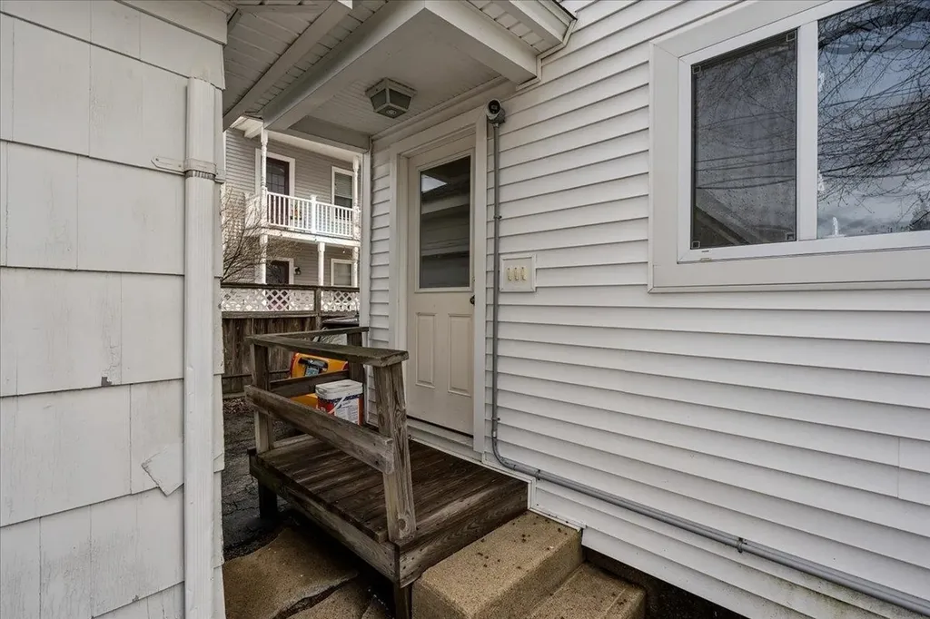 286 Coolidge Avenue Manchester NH 03102