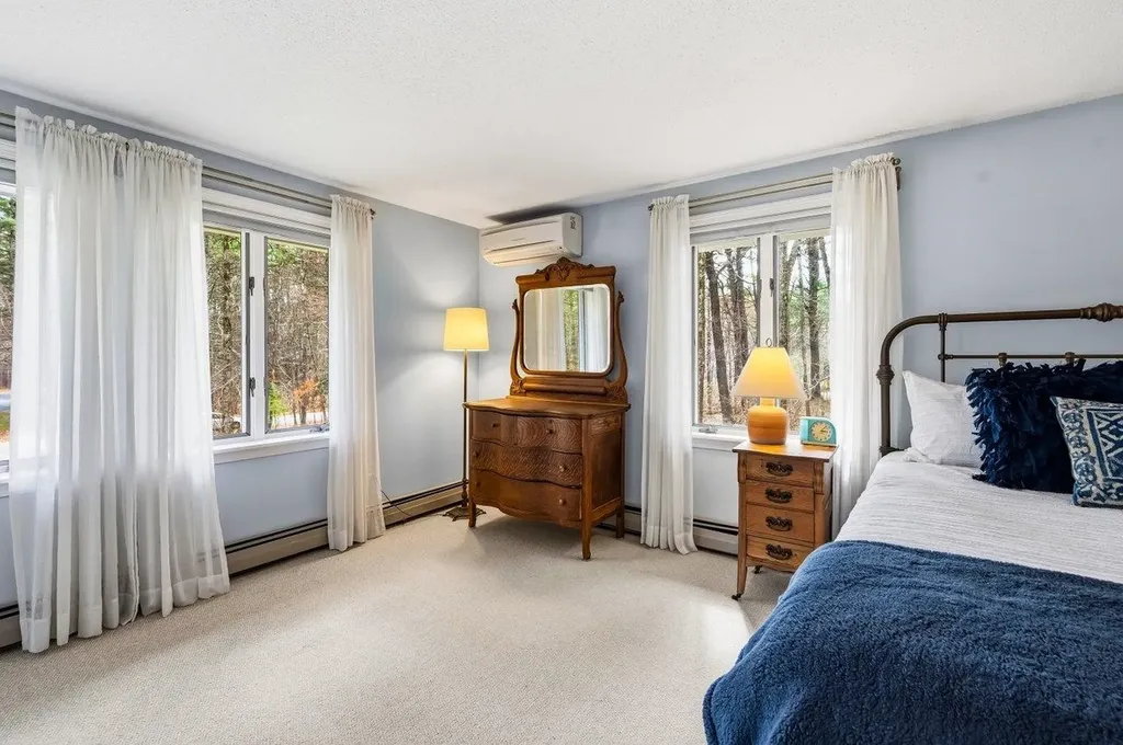 3 Moss Lane Madbury NH 03823