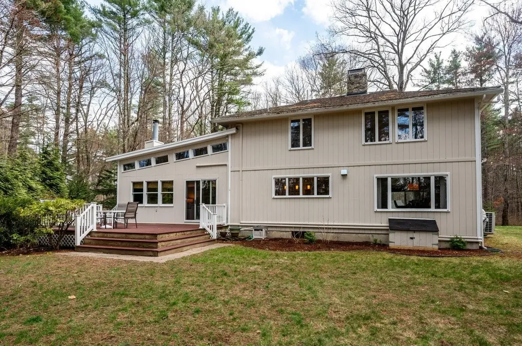 3 Moss Lane Madbury NH 03823