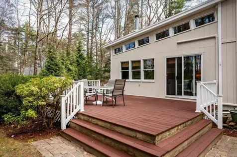 3 Moss Lane Madbury NH 03823