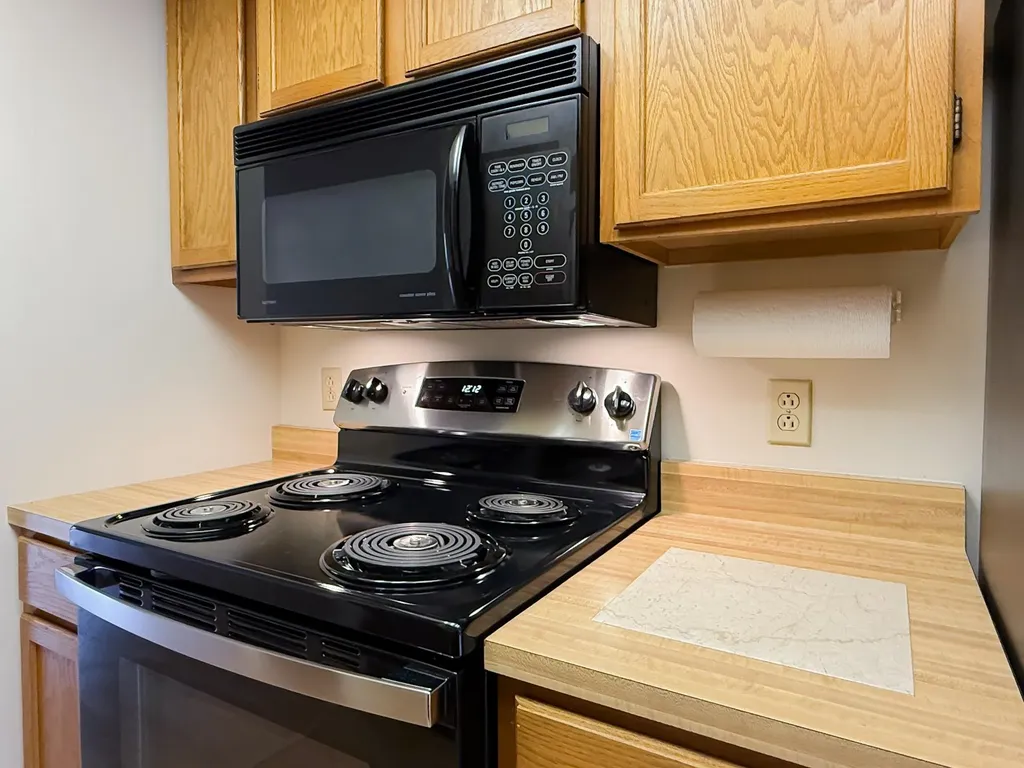 1005 Cocheco Court Dover NH 03820
