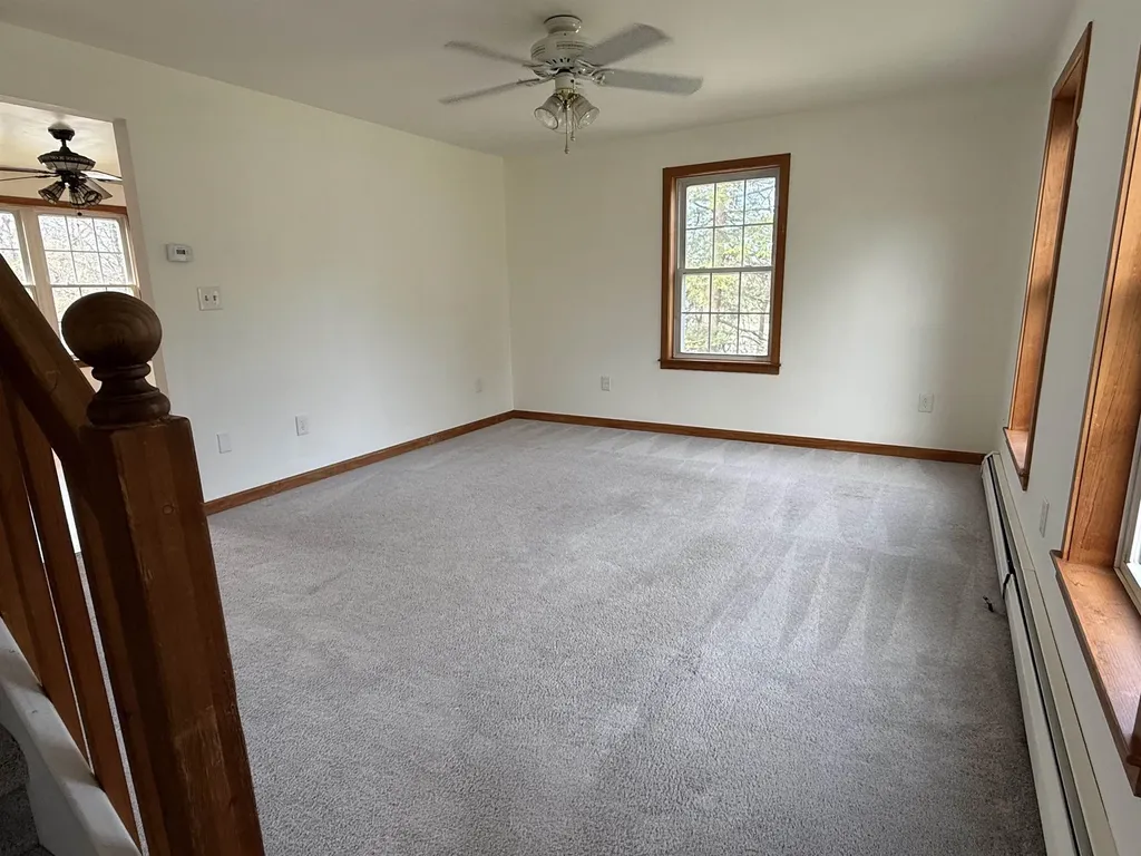 103 Sherwood Circle Brattleboro VT 05301