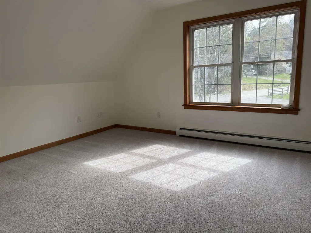 103 Sherwood Circle Brattleboro VT 05301