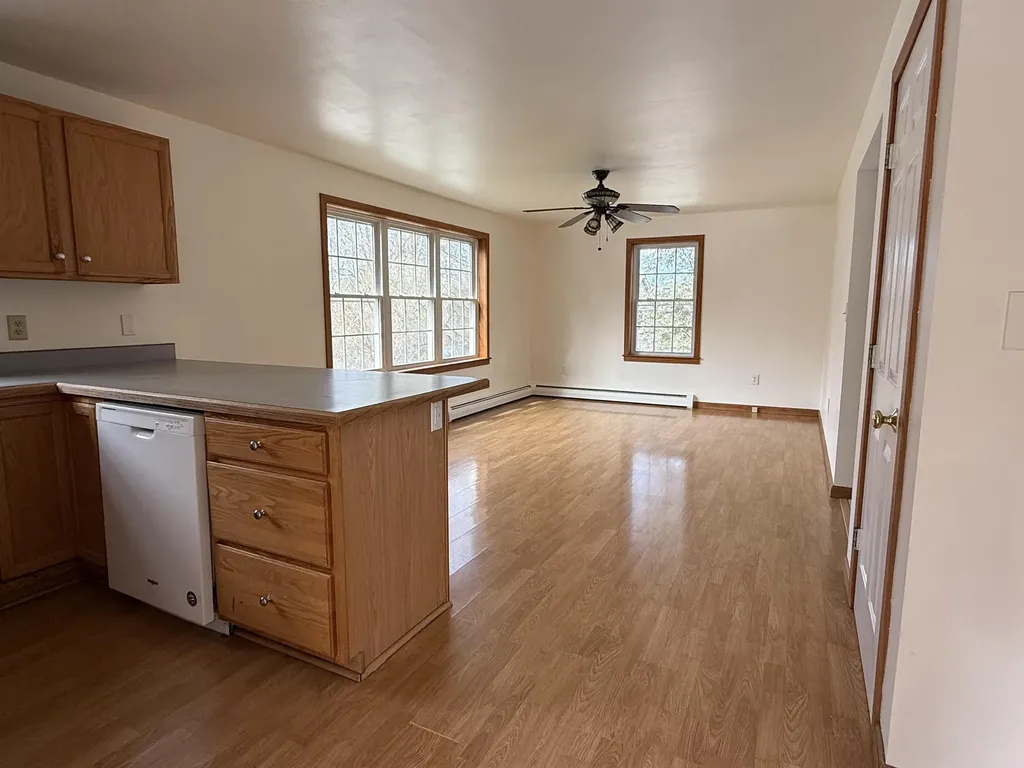 103 Sherwood Circle Brattleboro VT 05301