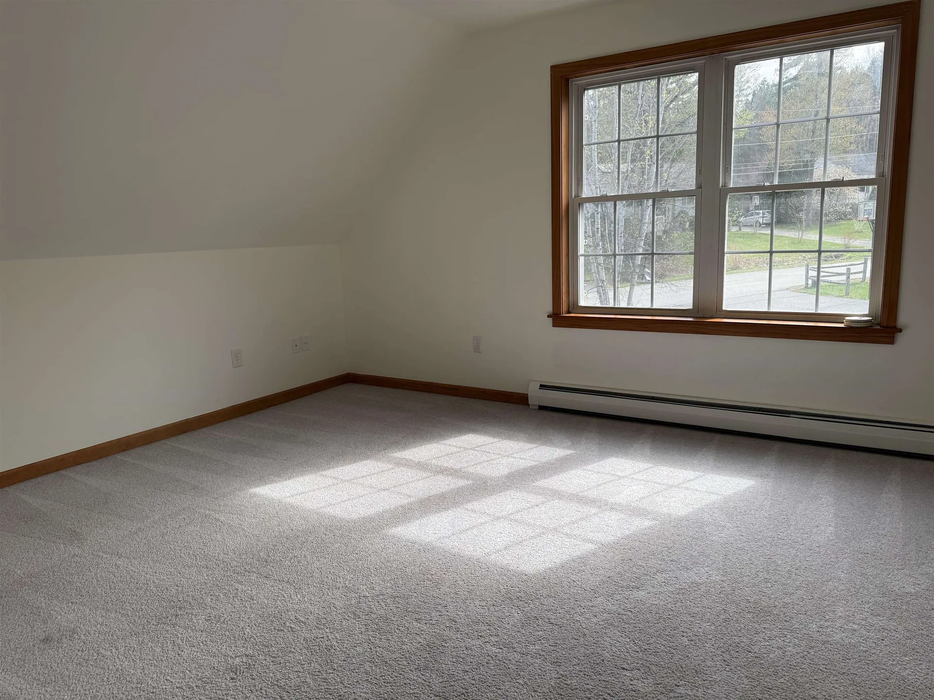 103 Sherwood Circle Brattleboro VT 05301