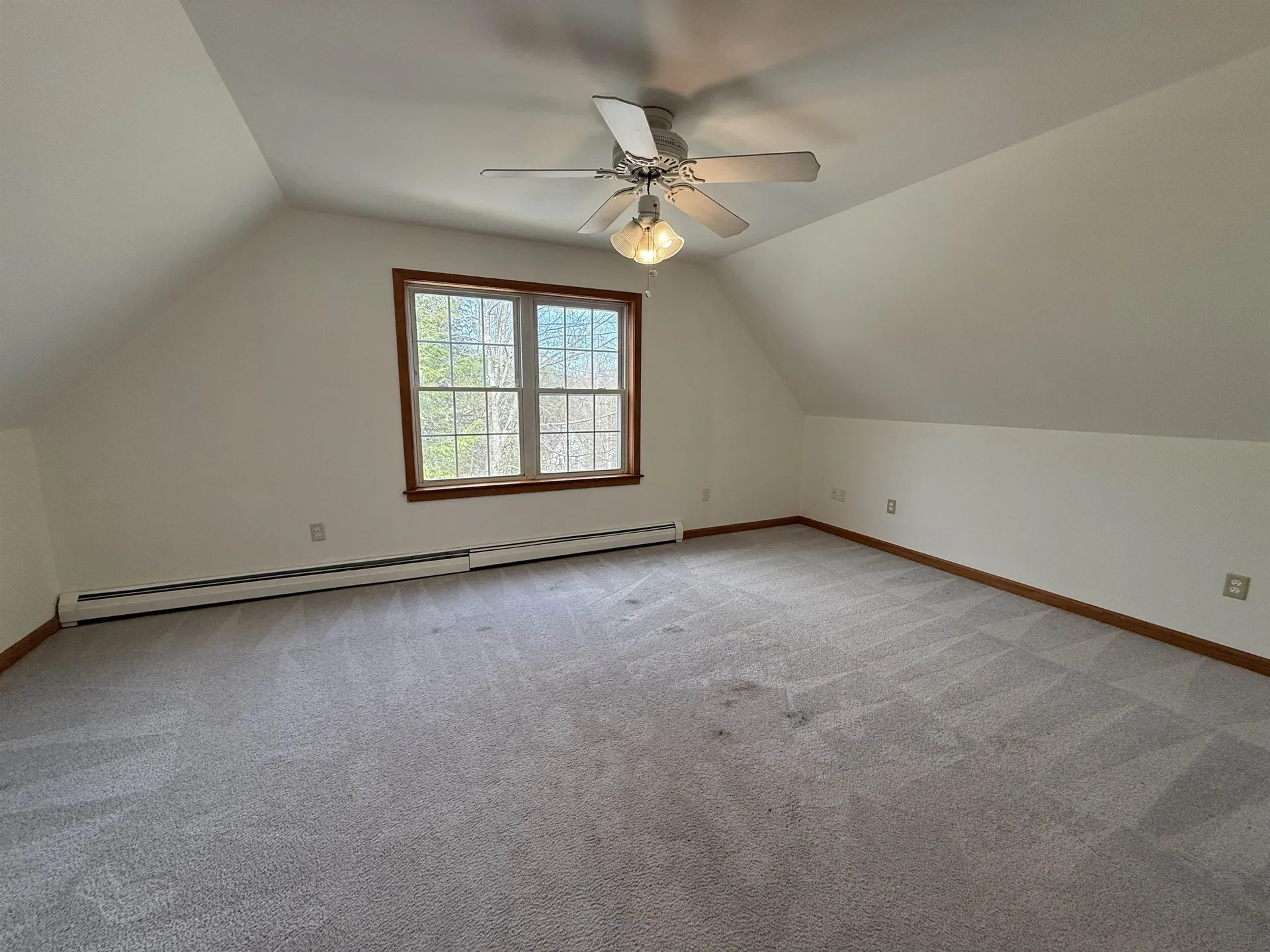 103 Sherwood Circle Brattleboro VT 05301