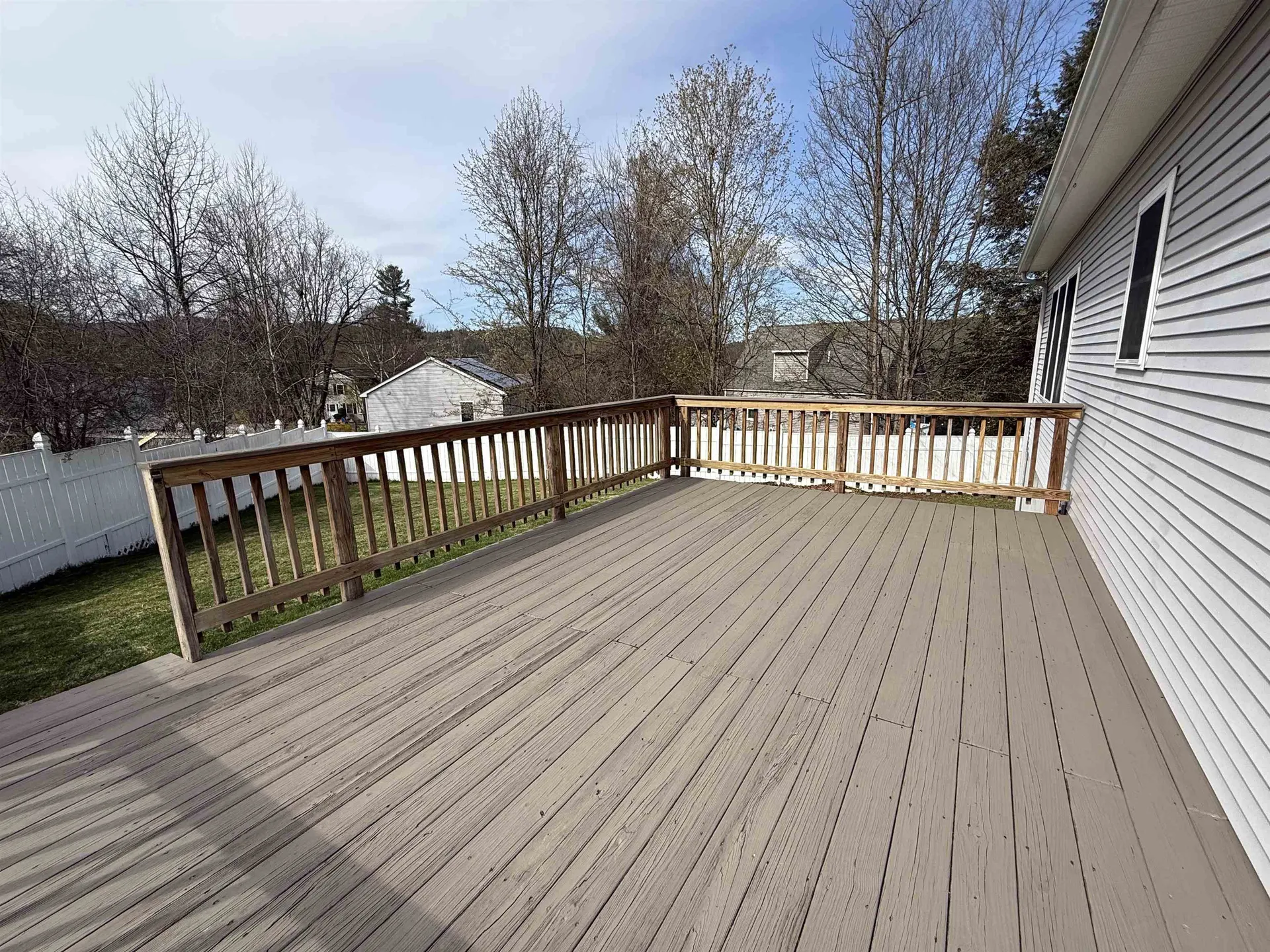 103 Sherwood Circle Brattleboro VT 05301