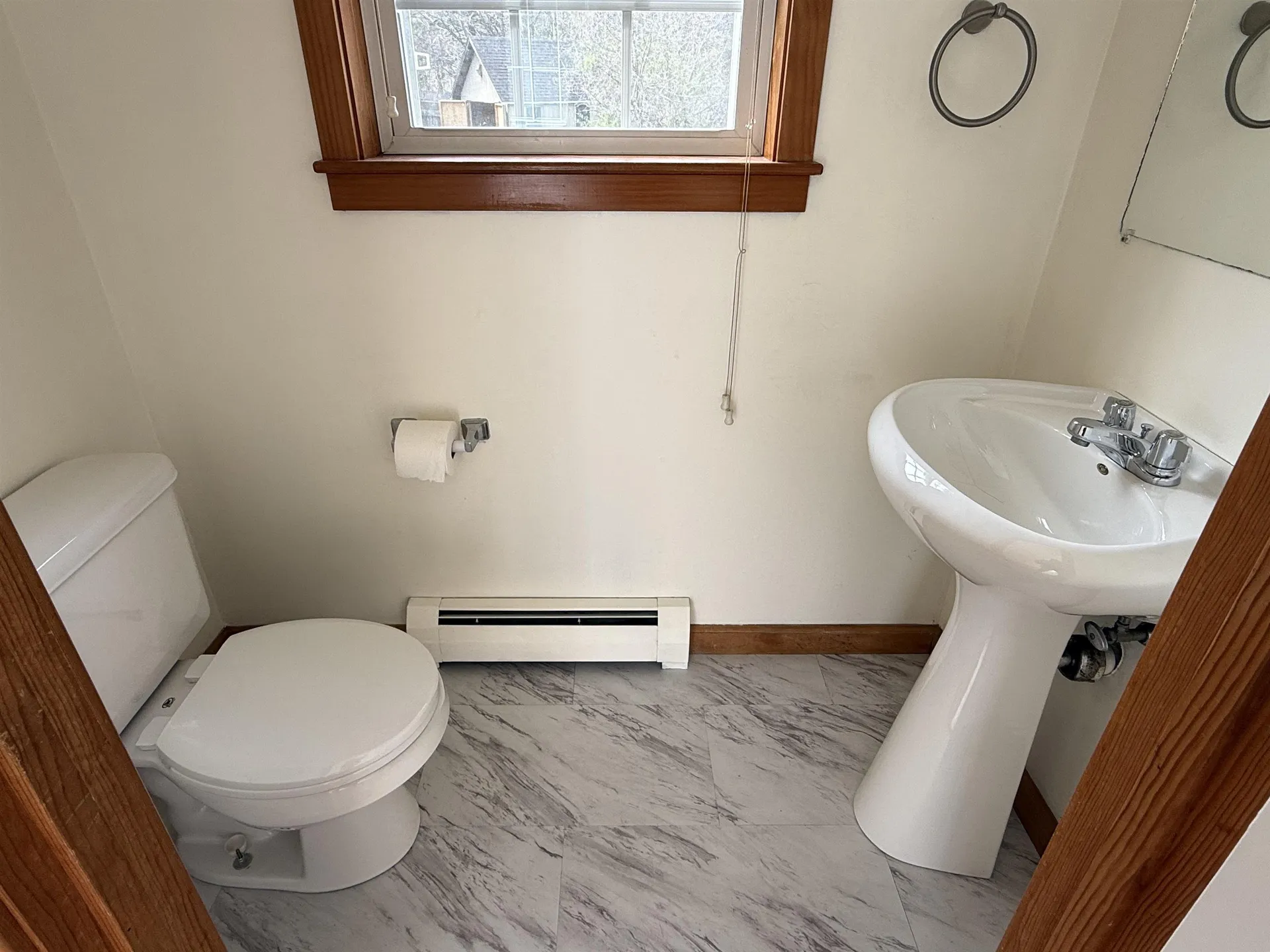 103 Sherwood Circle Brattleboro VT 05301
