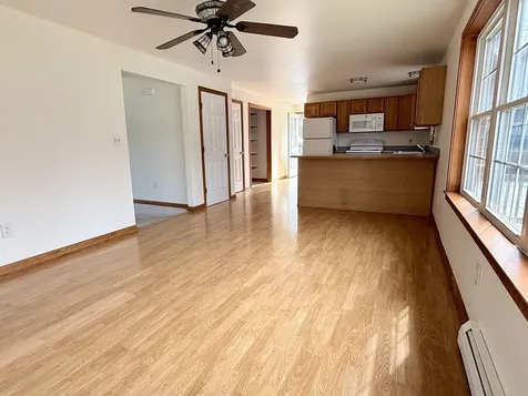 103 Sherwood Circle Brattleboro VT 05301