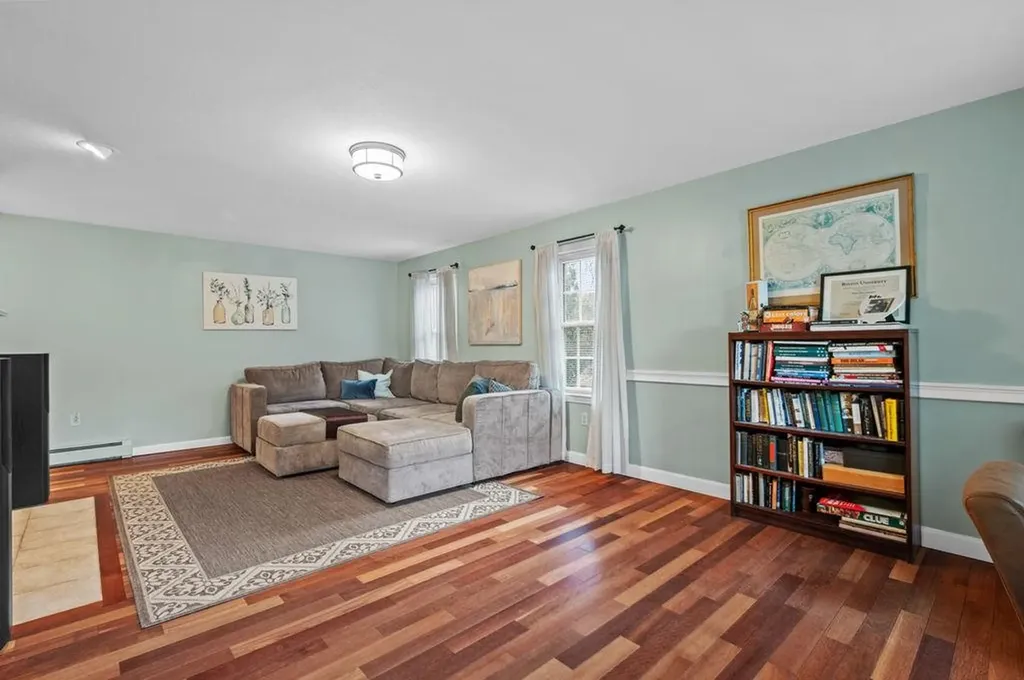 11 Witch Lane Plaistow NH 03865