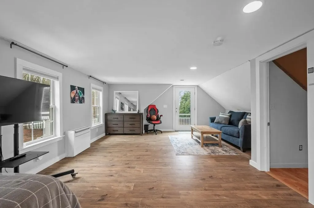 11 Witch Lane Plaistow NH 03865