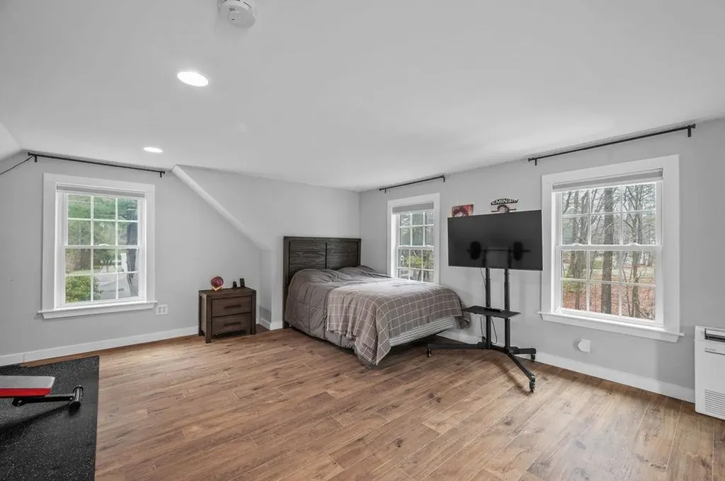 11 Witch Lane Plaistow NH 03865