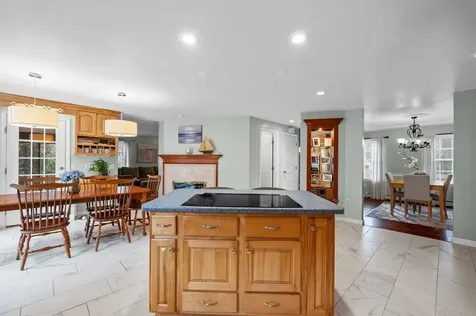 11 Witch Lane Plaistow NH 03865