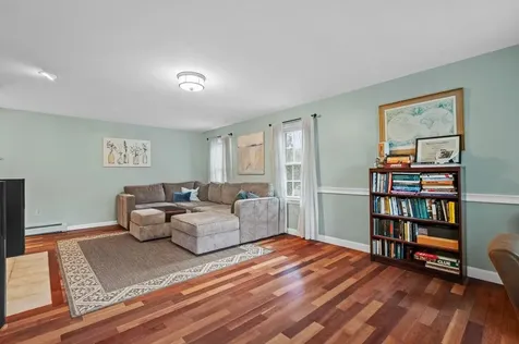 11 Witch Lane Plaistow NH 03865